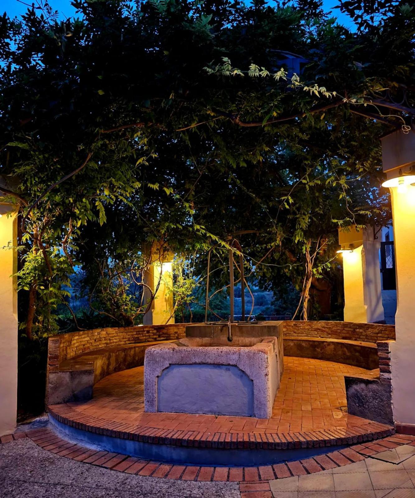 Antico Borgo Etneo Country Hotel Calatabiano Ngoại thất bức ảnh