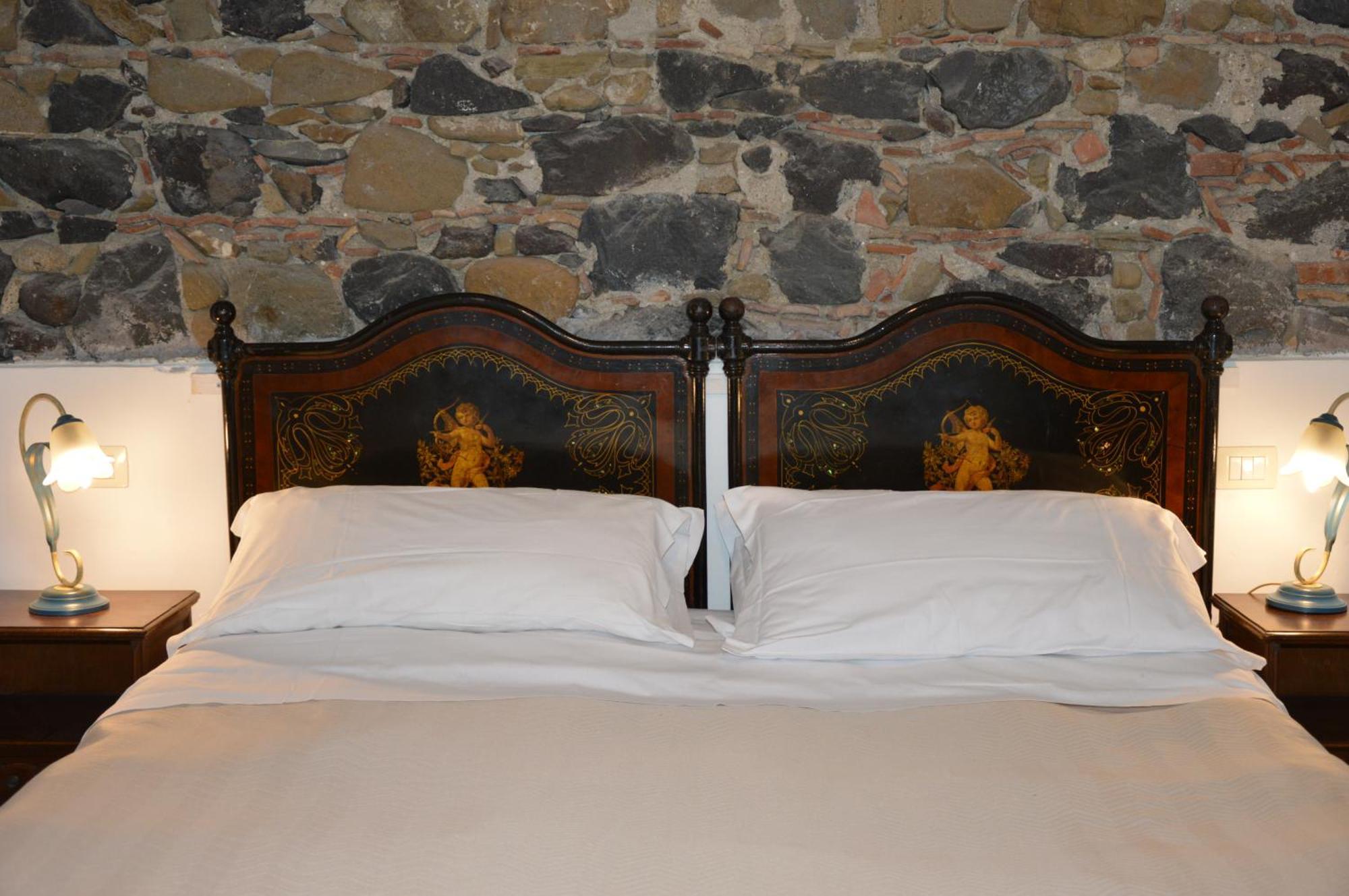Antico Borgo Etneo Country Hotel Calatabiano Ngoại thất bức ảnh